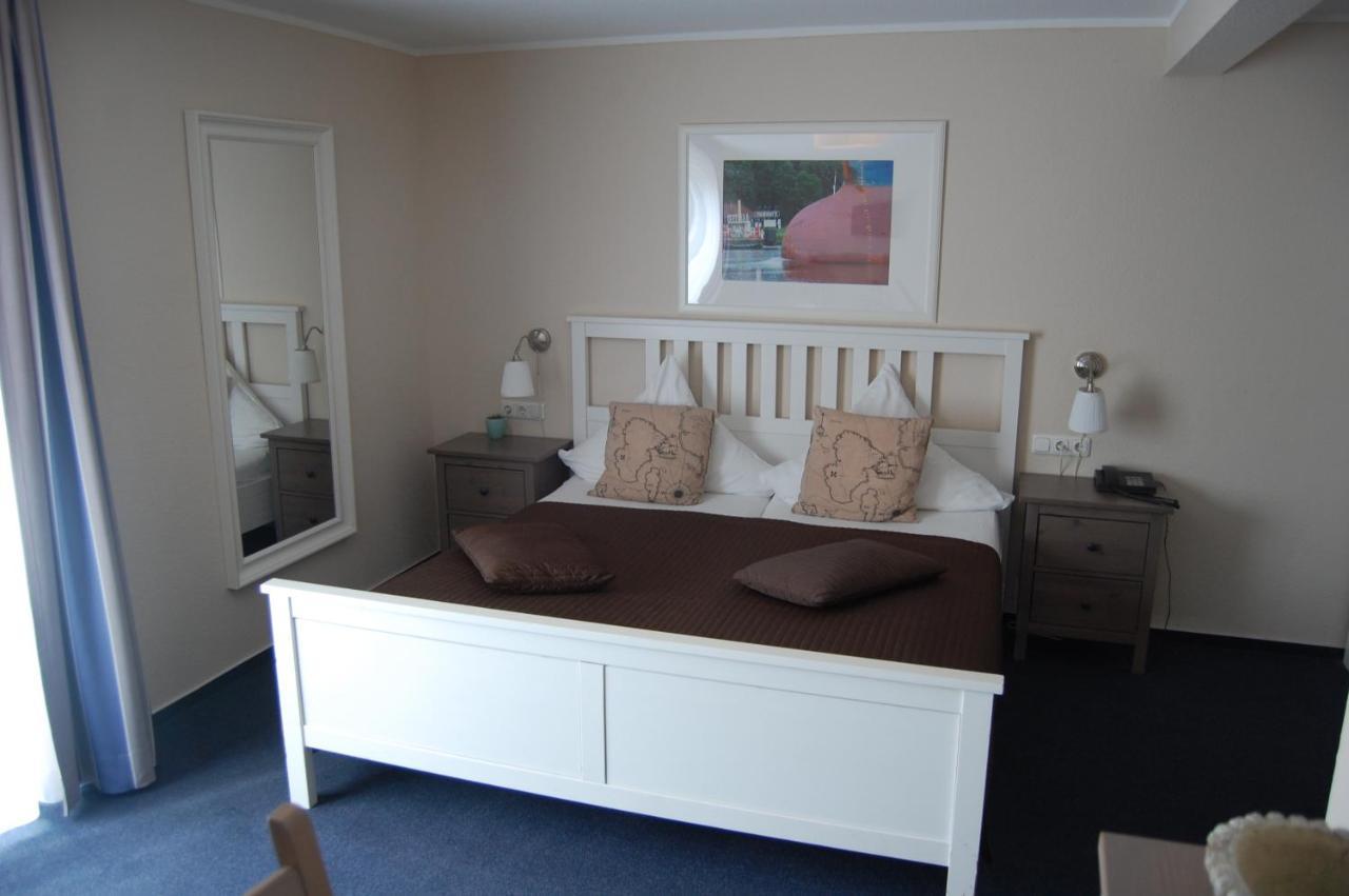 Hotel Admiral Scheer Laboe Εξωτερικό φωτογραφία